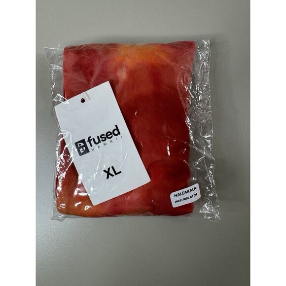 Fused Hawaii Haleakala Bikini Bottom Sz XL Red Summer Vacation Tropical Beach - Picture 2 of 9